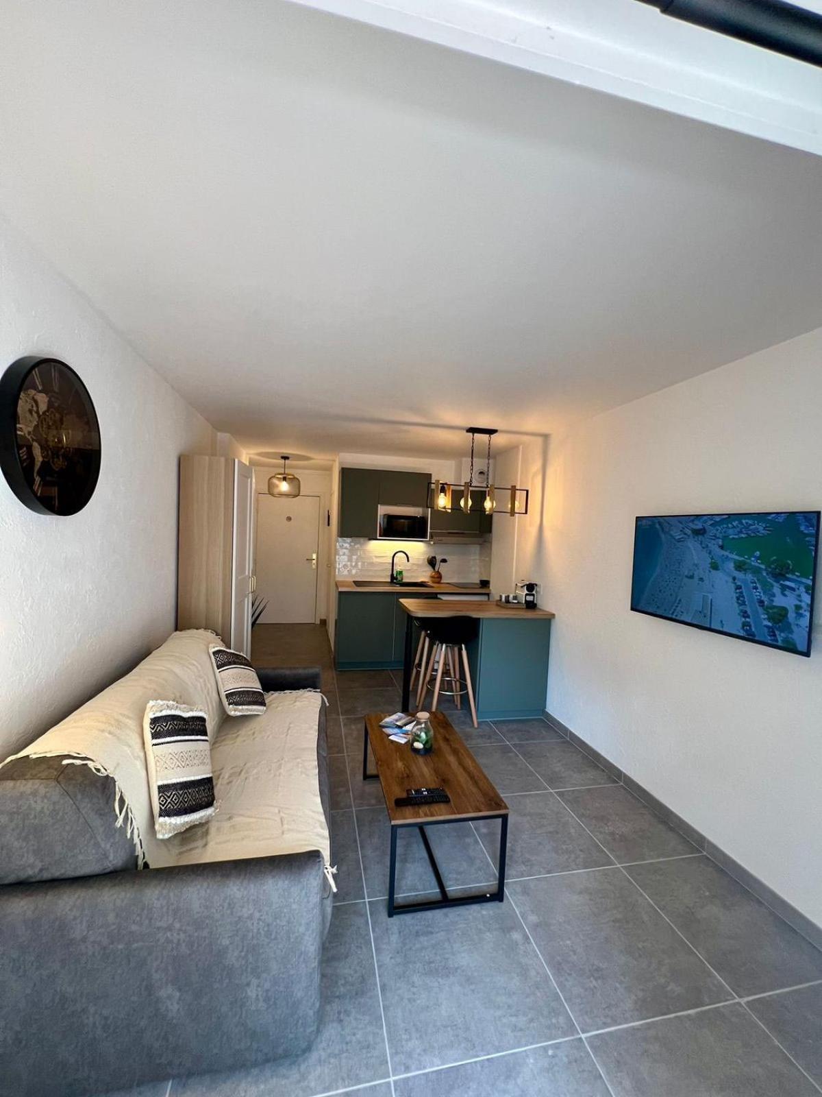 Studio Climatise, Cosy Et Calme Au Centre Ville Antibes Exteriér fotografie